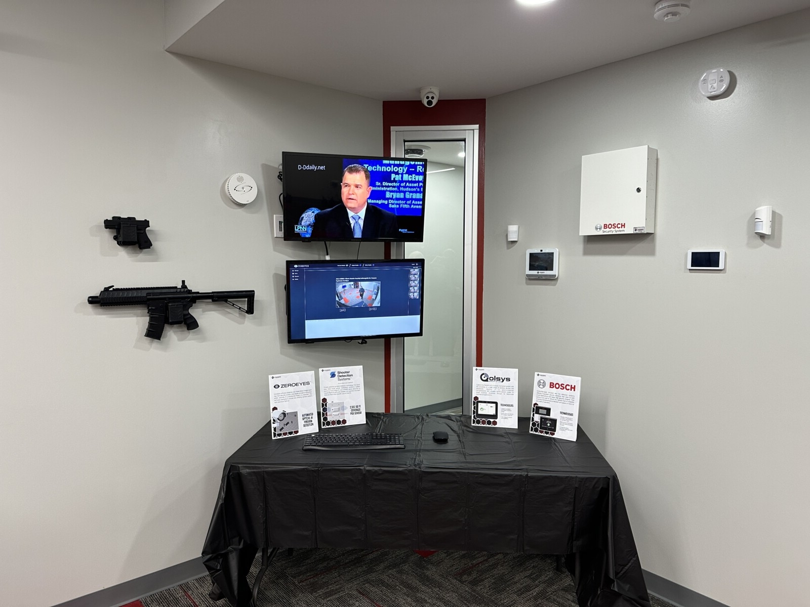 EXPERIENCE CENTER